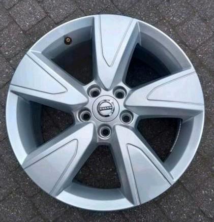 Velgen alu Volvo XC40 17inch 5x108 ET50.5 (4 stuks), Auto diversen, Tuning en Styling, Ophalen