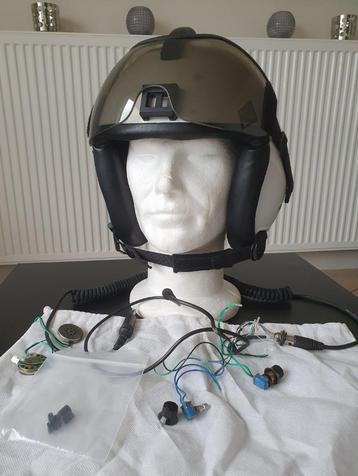 Magnifique réplique de casque de pilote USN/USMC HGU-84 - La disponible aux enchères