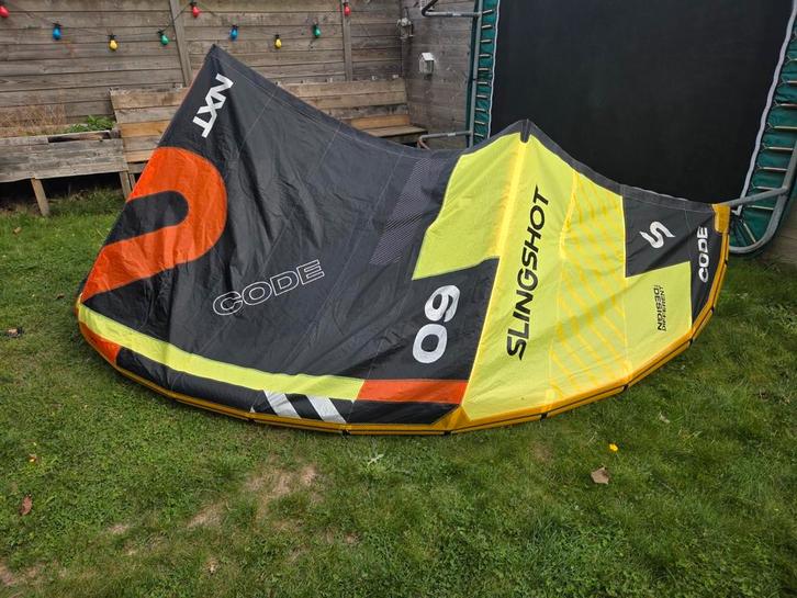 Slingshot NXT 9m², Watersport en Boten, Kitesurfen, Zo goed als nieuw, Kite, 9 m², Geen board, Ophalen of Verzenden
