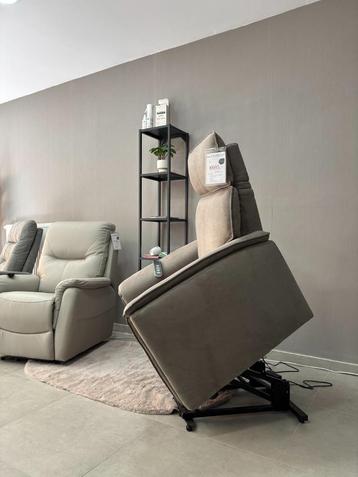 Elektrische relaxzetel met liftfunctie | 2 motoren | stof, Huis en Inrichting, Fauteuils, ., Elektrische relaxzetel relax zetel fauteuil relaxstoel