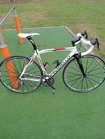 Racefiets pinarello dogma  beschikbaar voor biedingen