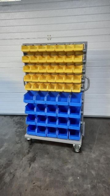 Mobiele magazijnkar voor kleine onderdelen beschikbaar voor biedingen