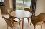 Eettafel set met vier stoelen, Huis en Inrichting, Tafels | Eettafels, 100 tot 150 cm, 100 tot 150 cm, Grenenhout, Gebruikt