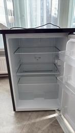 Frigo, Elektronische apparatuur, Ophalen, Zonder vriesvak, Gebruikt, Minder dan 45 cm