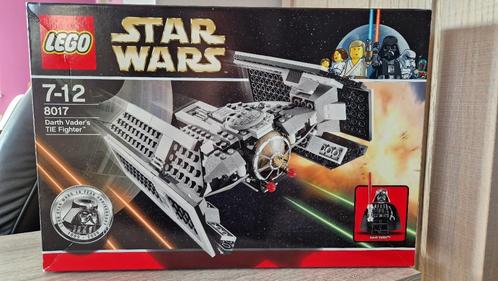 Lego Star Wars 8017 Darth Vader's TIE Fighter 10 year annive, Enfants & Bébés, Jouets | Duplo & Lego, Comme neuf, Lego, Ensemble complet