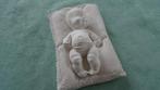 BABY OP KUSSENTJE IN GIPS, Antiek en Kunst, Ophalen