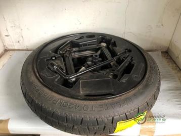 Krikset + reservewiel van een Kia Picanto beschikbaar voor biedingen