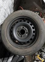 À Vendre : Lot de 4 Pneus Hiver (M+S) UniroyalJantes Tôle, Auto-onderdelen, Banden en Velgen, Ophalen