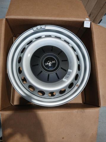 Vw Crafter / MAN TGE velgen ( 4 stuks) + beschermkappen MAN beschikbaar voor biedingen