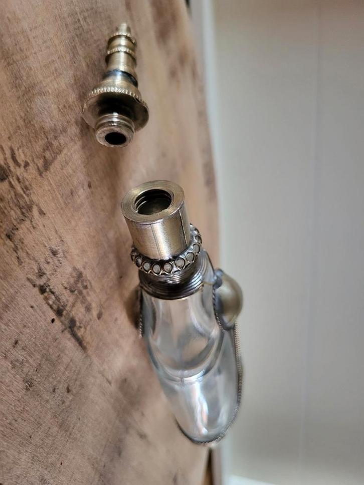 🧑‍🦽🧑‍🦽ULTRA OUDE parfum fles vintage🧑‍🦽 +/_100 jaar, Verzamelen, Parfumverzamelingen, Gebruikt, Parfumfles, Ophalen of Verzenden