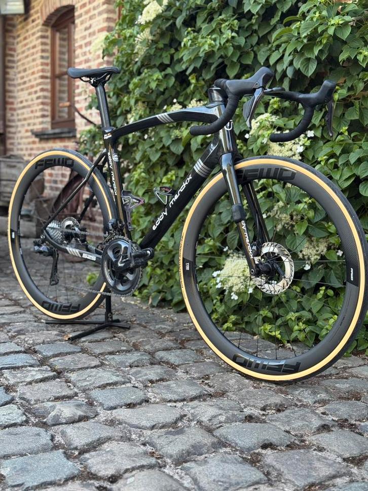 Eddy Merckx 525 Ultegra Di2 12, Vélos & Vélomoteurs, Vélos | Vélos de course, Comme neuf, Hommes, Plus de 20 vitesses, 28 pouces