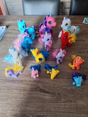 Set van 14 unicorns - mooie staat beschikbaar voor biedingen