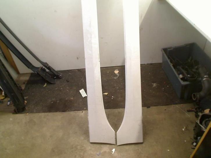 SIDESKIRT SET F44 BMW 1 serie (F40) (51777461381), Auto-onderdelen, Carrosserie, BMW, Gebruikt