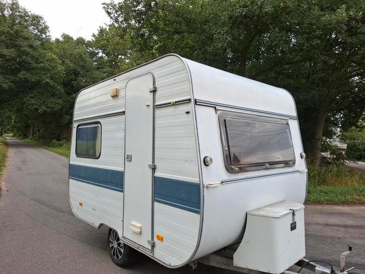 caravan tekoop mtm 750 kg, Caravans en Kamperen, Caravans, Particulier, Treinzit, Adria, Koelkast, Luifel, Openslaande ramen, Ophalen