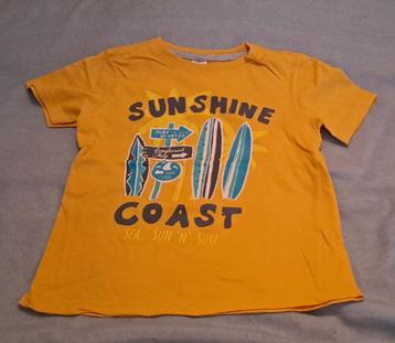 ♤ T-shirt ( maat 110-116) beschikbaar voor biedingen