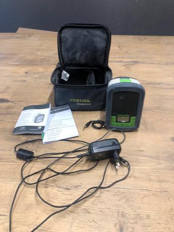 Festool radio  beschikbaar voor biedingen