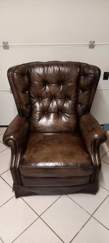 Prachtige leren zetel chesterfield style  beschikbaar voor biedingen