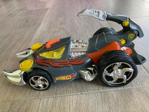 Zelfrijdende auto Hot Wheels met geluids-en lichteffecten, Kinderen en Baby's, Speelgoed |Speelgoedvoertuigen, Zo goed als nieuw