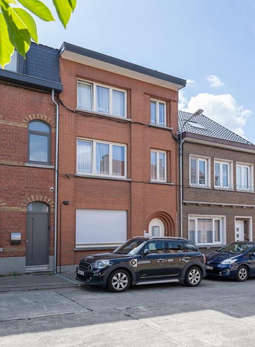 Appartement te huur in Halle, Immo, Maisons à louer, Appartement