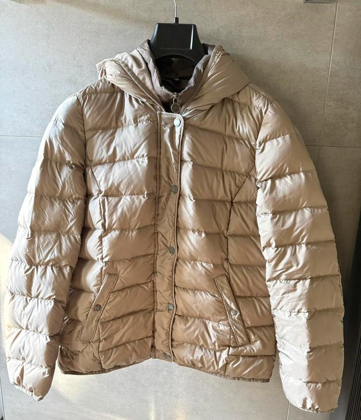 s.Oliver - donsjas met capuchon - mt.40/42, Kleding | Dames, Jassen | Winter, Gedragen, Maat 38/40 (M), Beige, Ophalen of Verzenden