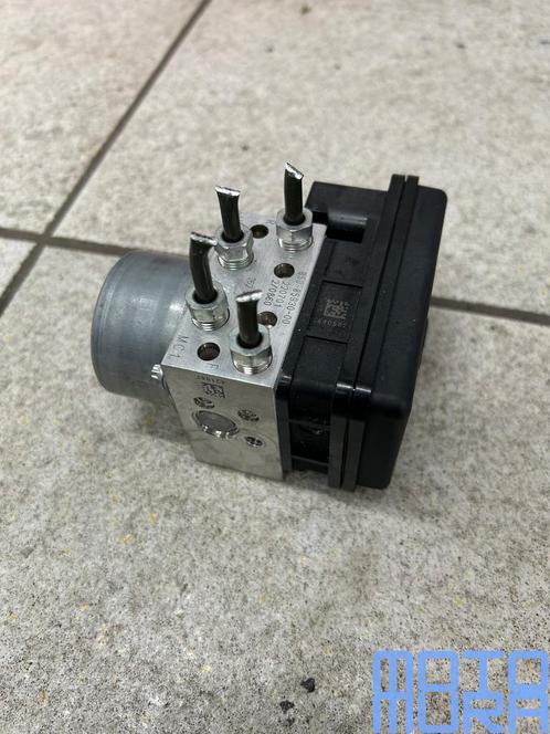 ABS pomp voor de Yamaha XSR 900 2022 - 2023 XSR900 abs modul, Motoren, Onderdelen | Yamaha, Gebruikt, Ophalen of Verzenden