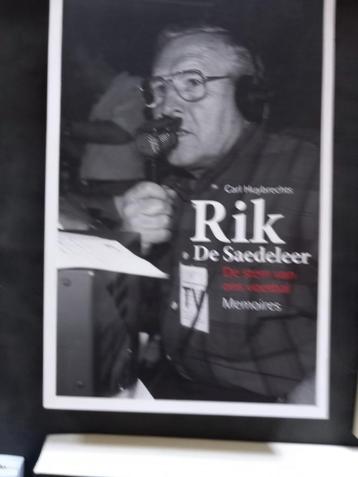Boeken j beschikbaar voor biedingen