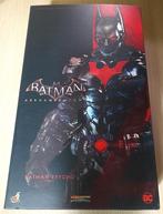 Hot Toys VGM039 Batman Beyond, Verzamelen, Ophalen of Verzenden, Zo goed als nieuw, Film, Actiefiguur of Pop