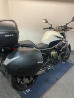 Yamaha XJ 6 MY'11 ref. LS 3211, Motoren, 4 cilinders, Motorrijbewijs A, Bedrijf, Meer dan 35 kW