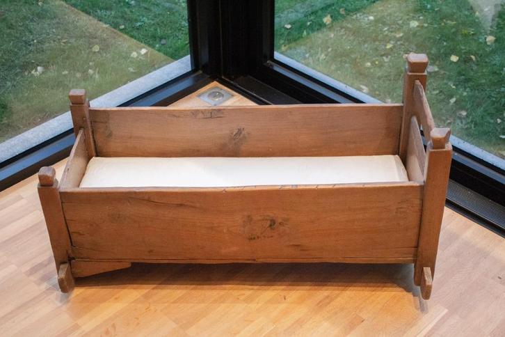 Antiek Pools wiegje, Antiek en Kunst, Antiek | Meubels | Bedden, Ophalen