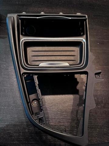 Middenconsole bmw 318gt f34 beschikbaar voor biedingen