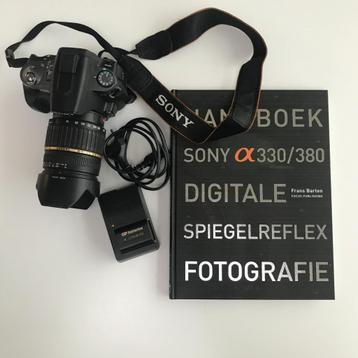 Sony DSLR A330 in goede staat, met boek en Tamron 18-200 mm