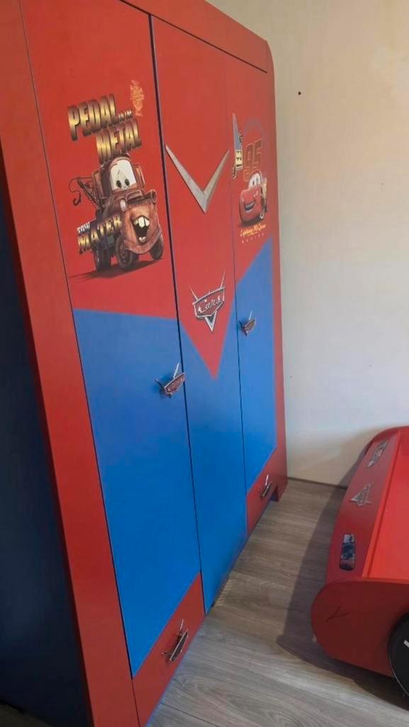 Cars Lightning McQueen racewagenbed, Huis en Inrichting, Kasten | Lockerkasten, Zo goed als nieuw, Ophalen