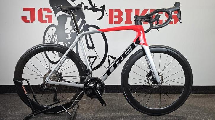 racefiets trek emonda sl6 pro disc di2 (2023), Hobby en Vrije tijd, Overige Hobby en Vrije tijd, Zo goed als nieuw, Ophalen