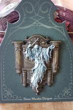Danse Macabre – Dirigent pin uit de Efteling, Ophalen of Verzenden, Nieuw, Button of Speldje
