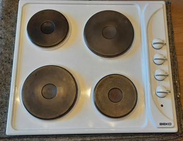 Taques électriques Beko HIE64100W encastrables beschikbaar voor biedingen