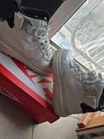 Chaussure nike air, Enlèvement