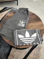 Ensemble short et t-shirt Adidas neuf, Enlèvement, Neuf, Adidas