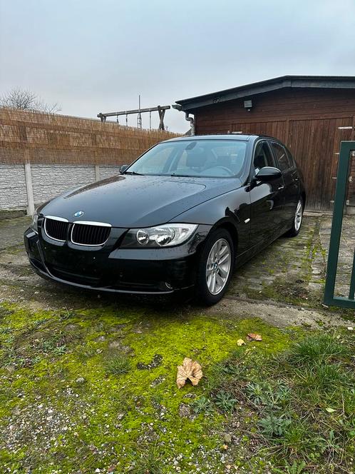 Bmw 318d/ 280000/ navi/ attelage de remorque, Autos, BMW, Particulier, Série 3, ABS, Airbags, Air conditionné, Ordinateur de bord