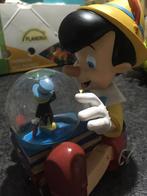 Figurine disney Pinocchio neige globe neuf RARE, Nieuw