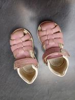 Kindersandaaltje - gratis, Enfants & Bébés, Vêtements de bébé | Chaussures & Chaussettes, Fille, Autres types, Enlèvement, Utilisé