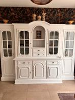 Vitrinekast wit, Enlèvement