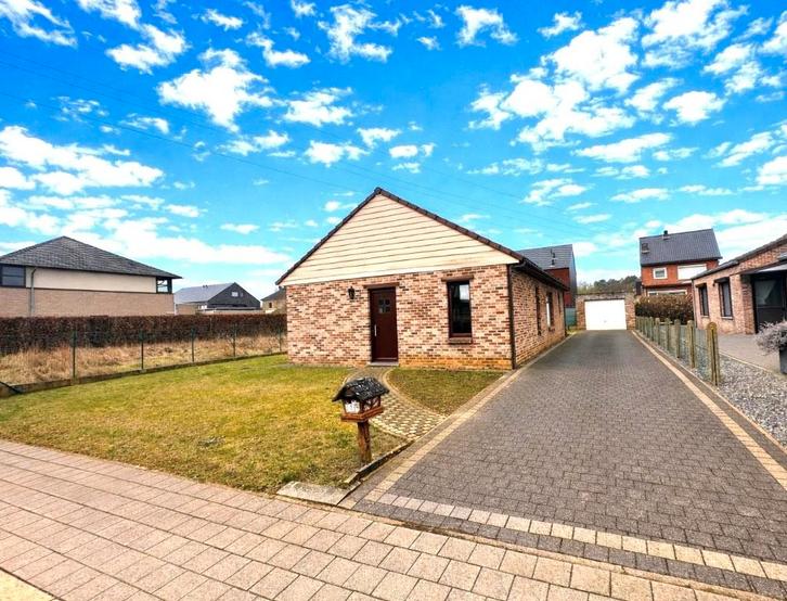 Te koop: bungalow met 3 slpks en garage, instapklaar!, Immo, Maisons à vendre, Province du Brabant flamand, 200 à 500 m²