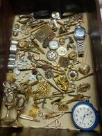 Lot d'antiquités, montres, militaria, bijoux, Antiquités & Art, Antiquités | Autres Antiquités, Horloges, Envoi