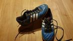 blauwe indoor voetbal of sportschoenen Adidas maat 35, Jongen of Meisje, Gebruikt, Ophalen of Verzenden, Sportschoenen