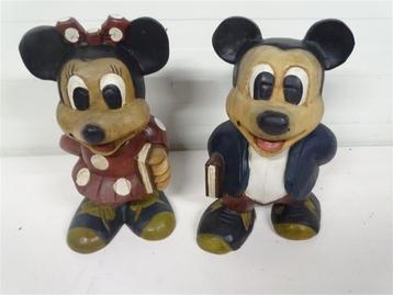 A6234. 2x Houten beeld Mickey Mouse + Minnie Mouse van Disne beschikbaar voor biedingen