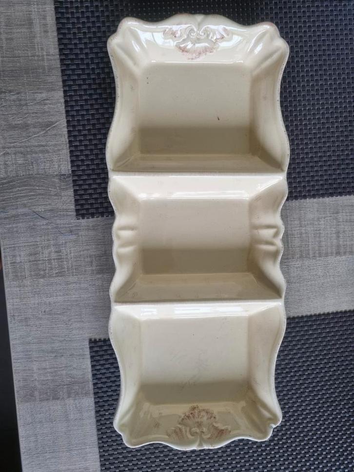 Borrelhapschaal ( + witte gratis), Maison & Meubles, Cuisine | Vaisselle, Comme neuf, Céramique, Enlèvement