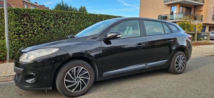 Renault Megane 1.5 dCi REM EURO 5, Auto's, Renault, Particulier, Diesel, Euro 5, Break, 5 deurs, Handgeschakeld, Zwart, Zwart