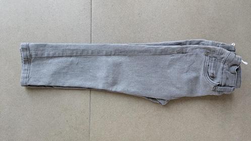 maat 104 lange broek + shortje en gratis topje € 5, Kinderen en Baby's, Kinderkleding | Maat 104, Zo goed als nieuw, Meisje, Overige typen