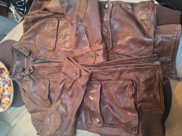 Massimo Dutti leren jas maat M (38) - perfecte staat  beschikbaar voor biedingen