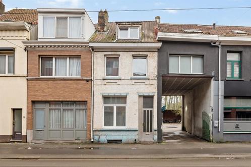 Huis te koop in Deurne, 4 slpks, Immo, Huizen en Appartementen te koop, Vrijstaande woning, F